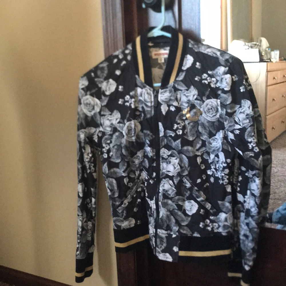 True religion floral and gold trim